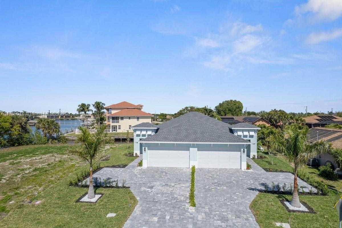 Small Image of 1107 SOUTH EAST 38 ST, Cape Coral Number 4
