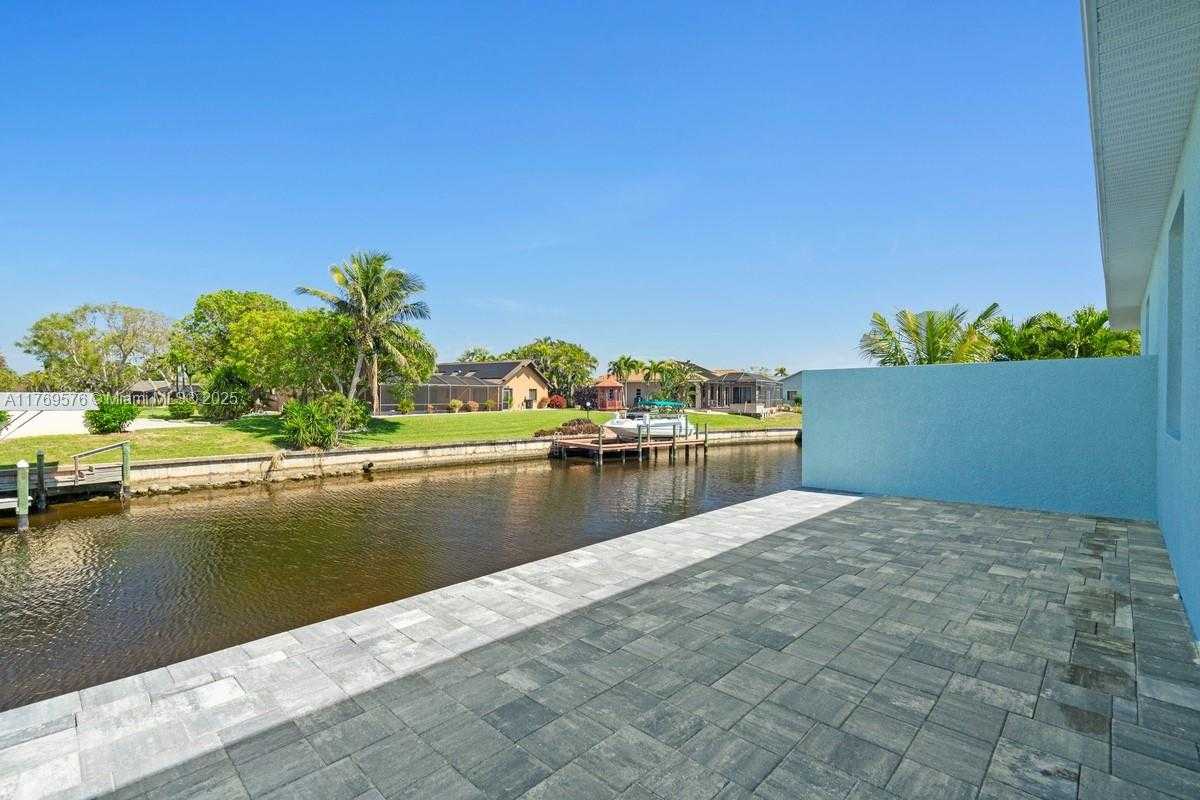 Small Image of 1107 SOUTH EAST 38 ST, Cape Coral Number 51