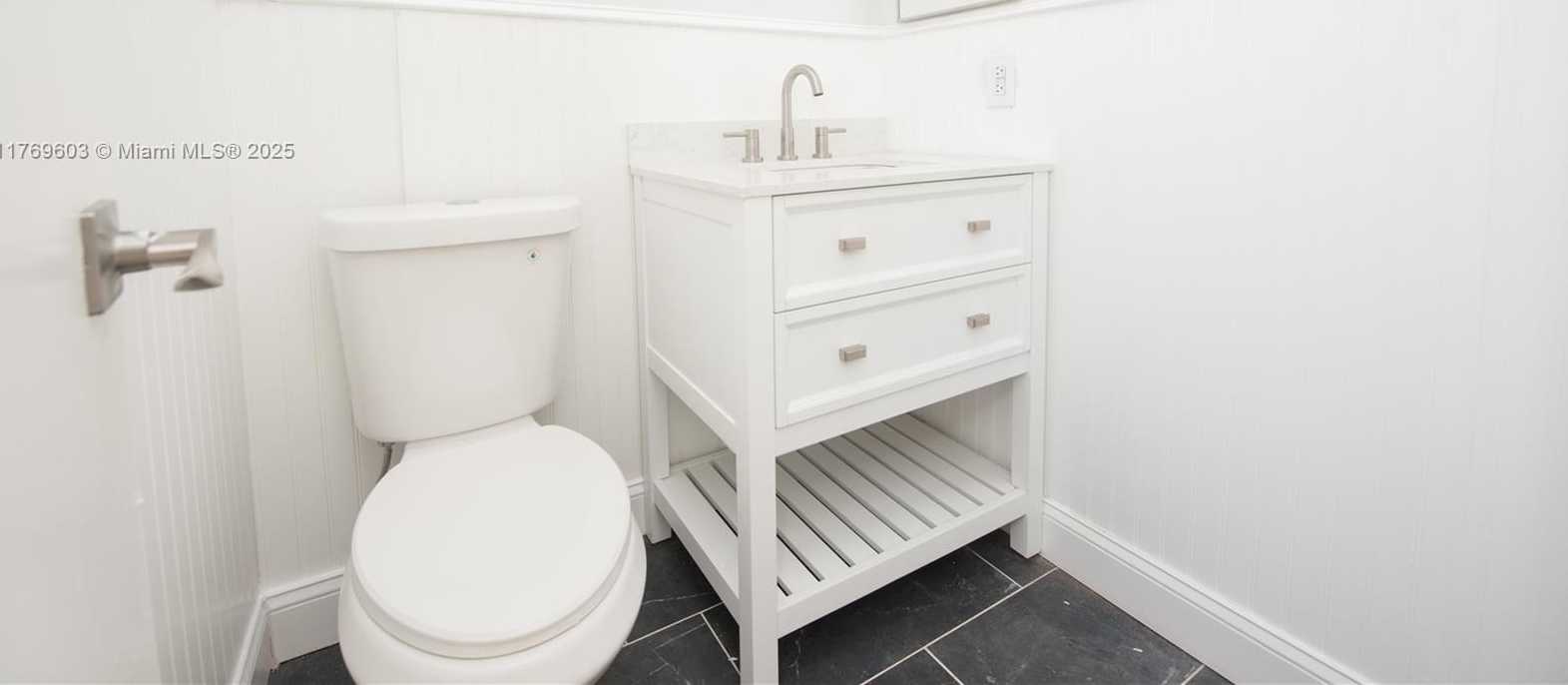 Small Image of 1353 Audubon Dr, Homestead, FL 33035, USA Number 11
