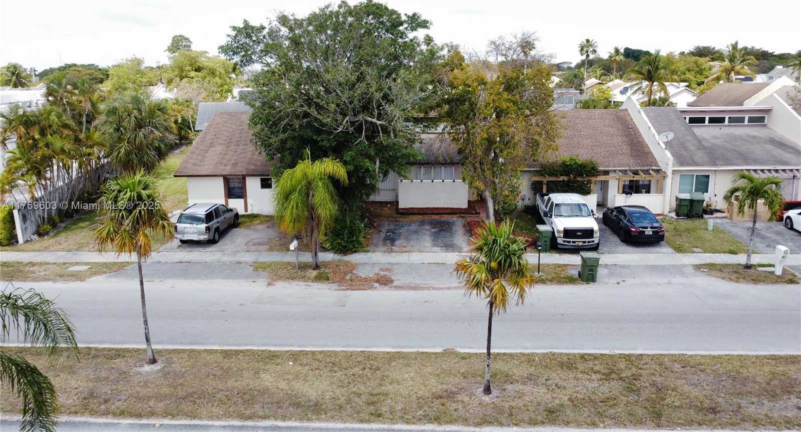 Small Image of 1353 Audubon Dr, Homestead, FL 33035, USA Number 20