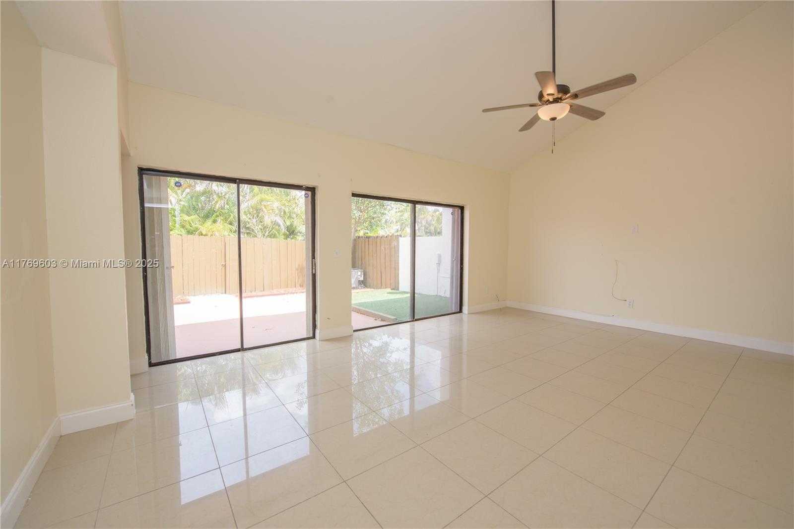 Small Image of 1353 Audubon Dr, Homestead, FL 33035, USA Number 4
