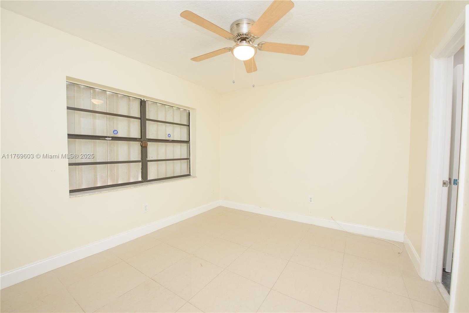 Small Image of 1353 Audubon Dr, Homestead, FL 33035, USA Number 5