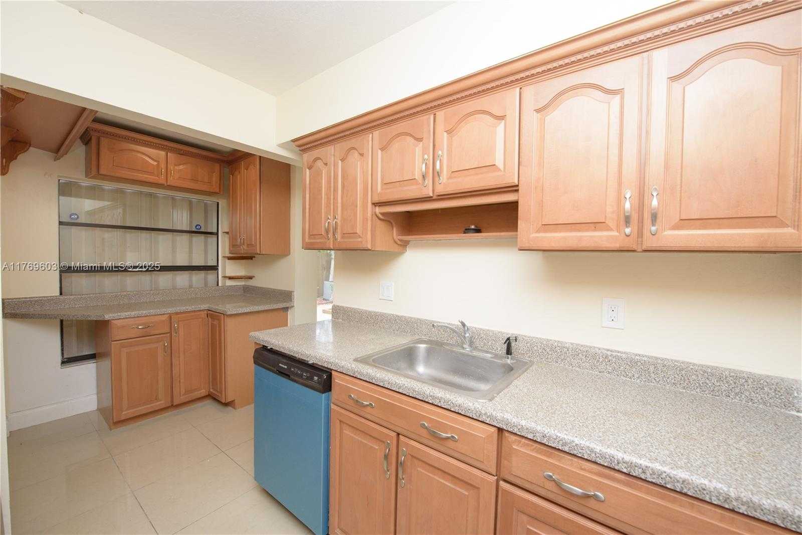 Small Image of 1353 Audubon Dr, Homestead, FL 33035, USA Number 9