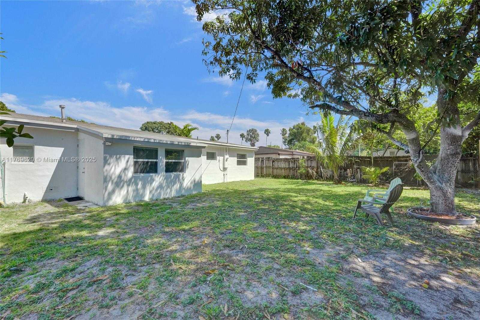 Small Image of 6930 SOUTH WEST 24TH CT, Miramar Number 10