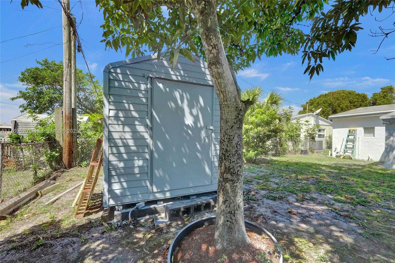 Small Image of 6930 SOUTH WEST 24TH CT, Miramar Number 11