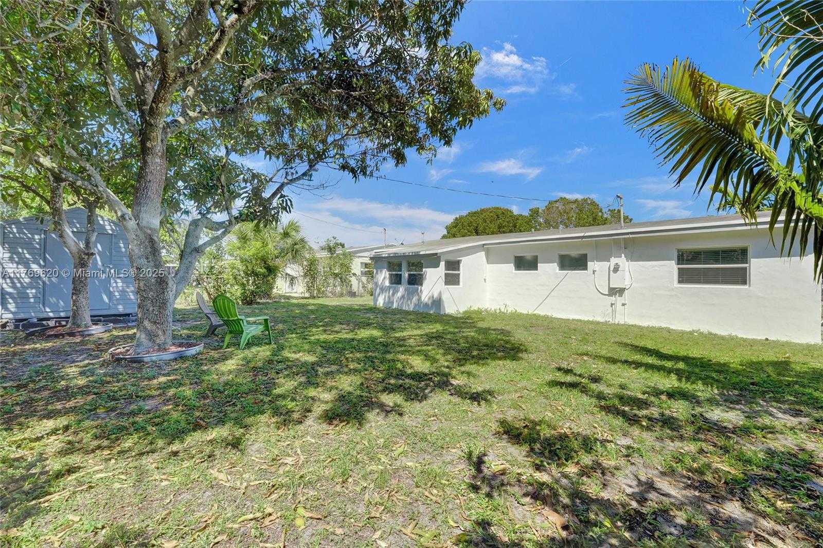 Small Image of 6930 SOUTH WEST 24TH CT, Miramar Number 13