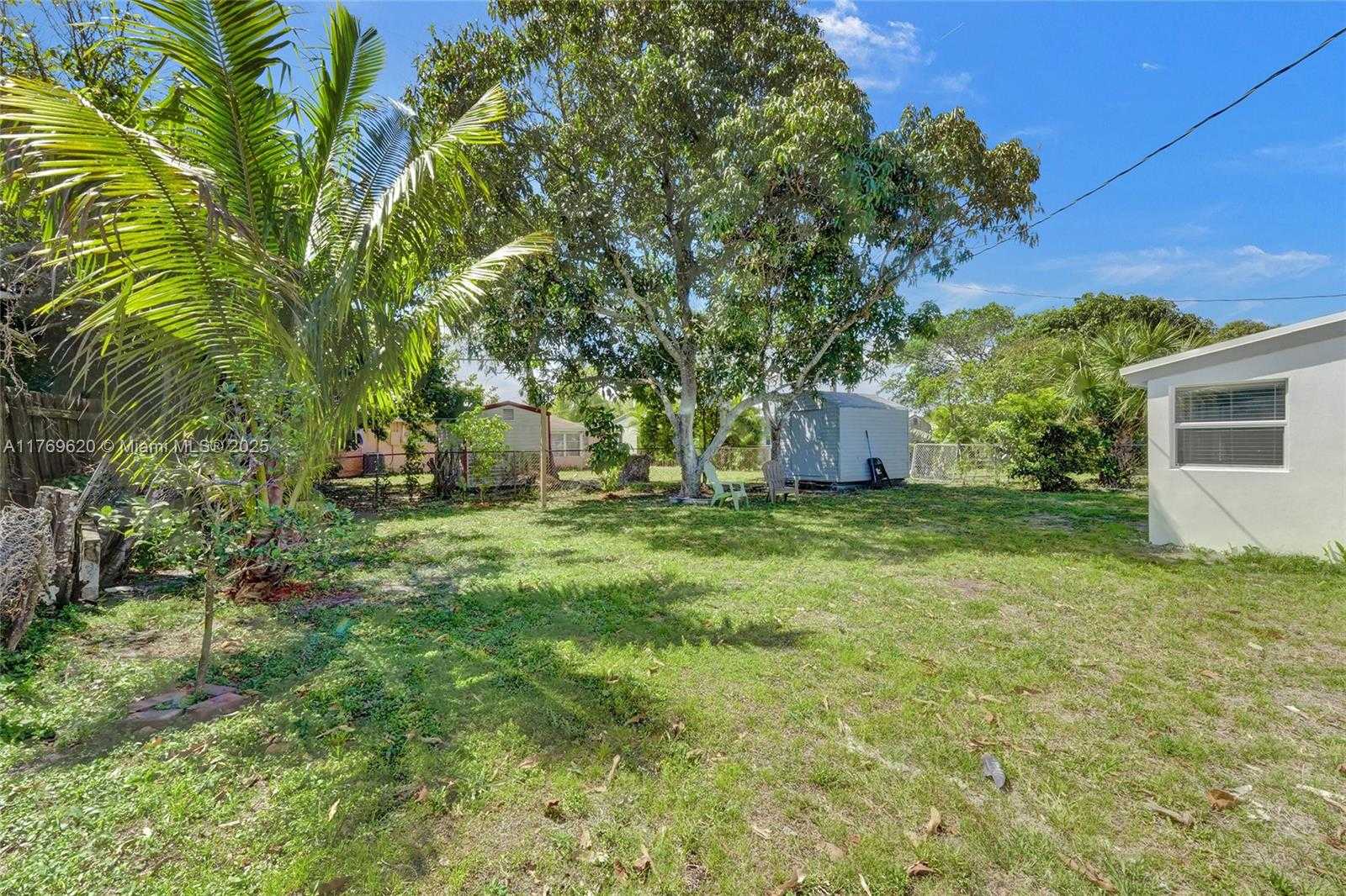 Small Image of 6930 SOUTH WEST 24TH CT, Miramar Number 14