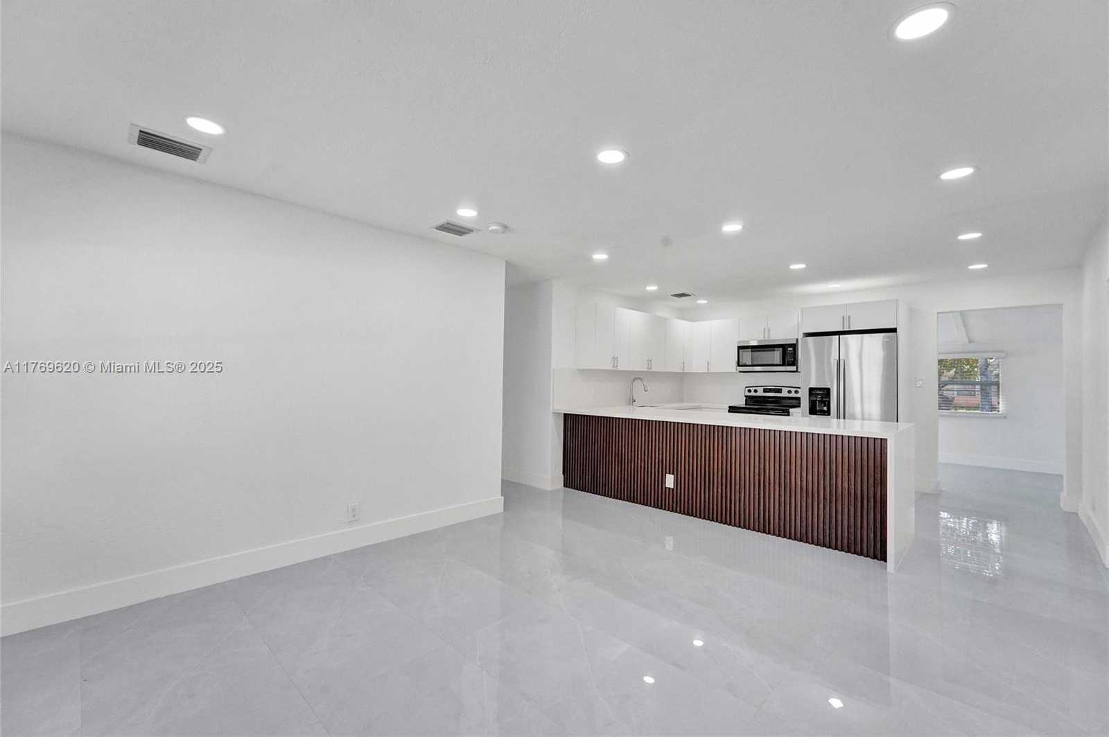 Small Image of 6930 SOUTH WEST 24TH CT, Miramar Number 18