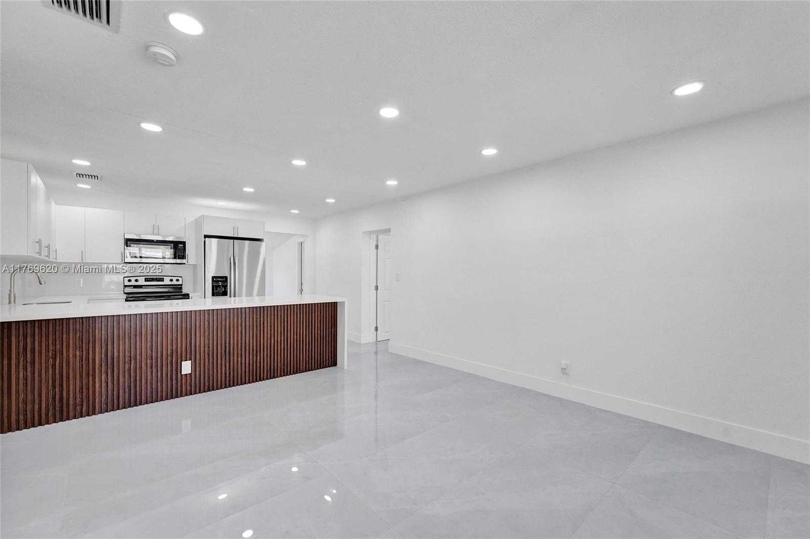 Small Image of 6930 SOUTH WEST 24TH CT, Miramar Number 20