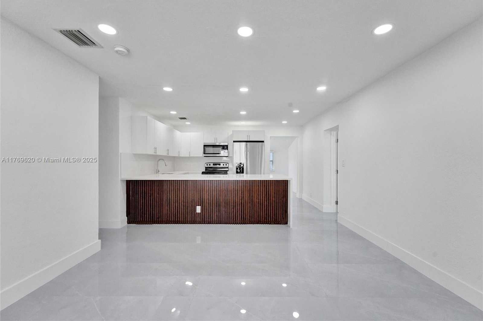 Small Image of 6930 SOUTH WEST 24TH CT, Miramar Number 21