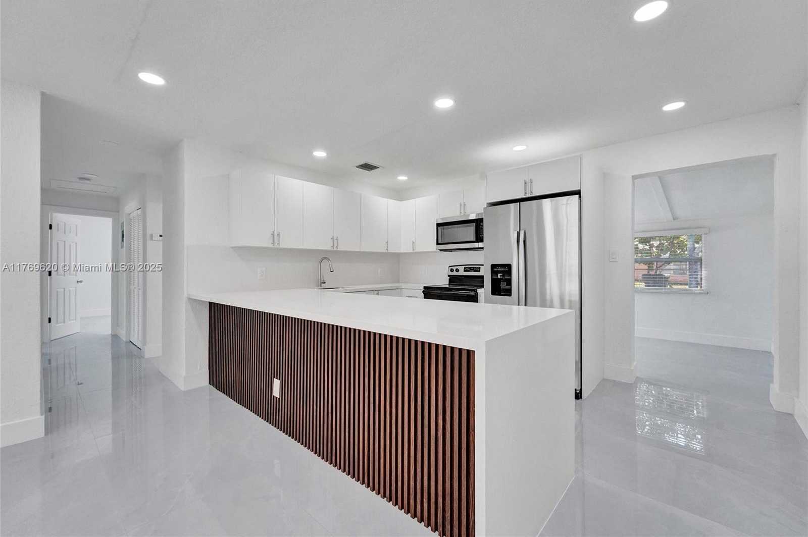 Small Image of 6930 SOUTH WEST 24TH CT, Miramar Number 22
