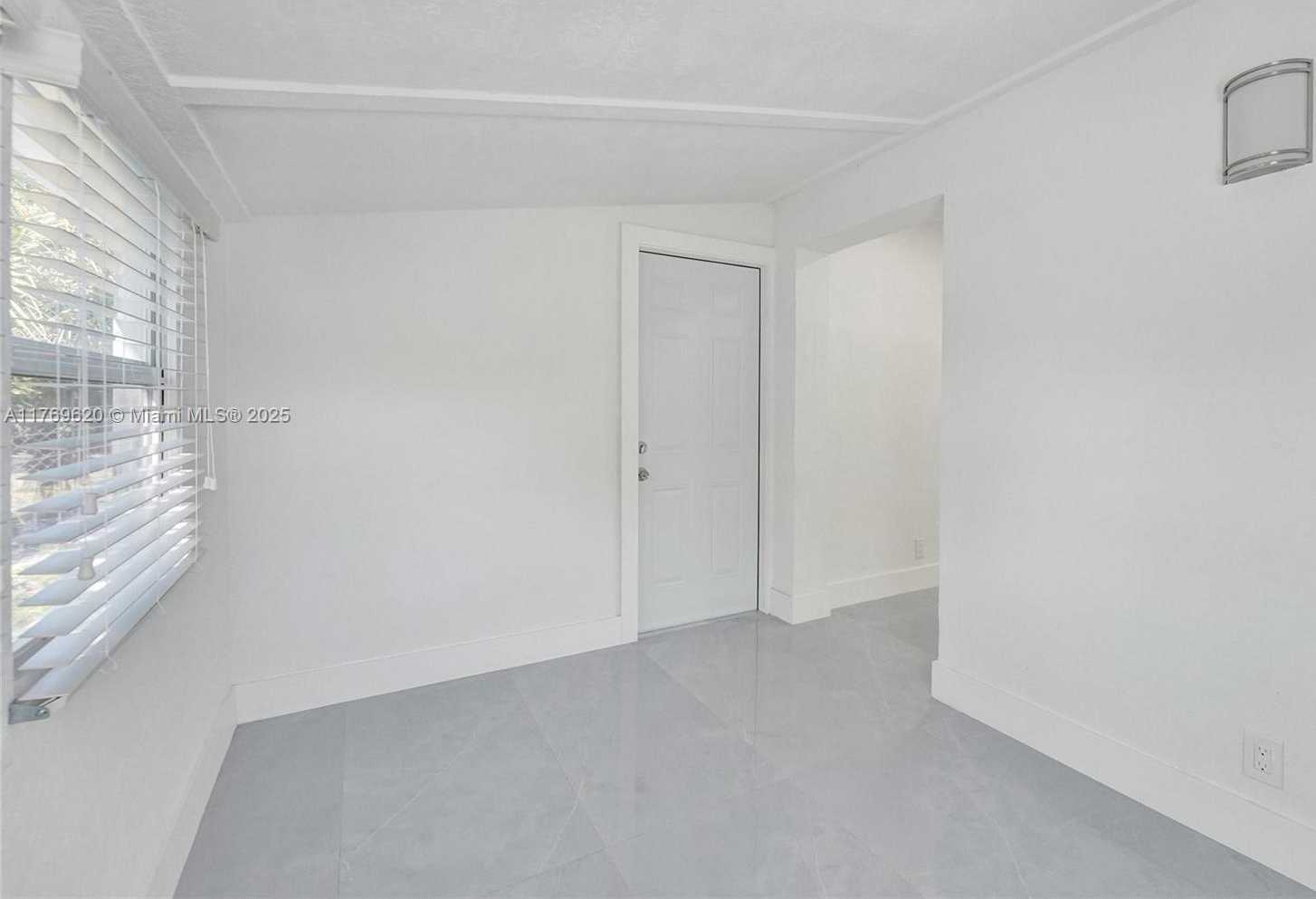 Small Image of 6930 SOUTH WEST 24TH CT, Miramar Number 29