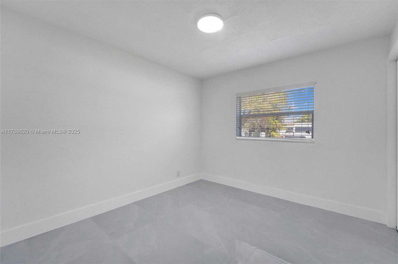 Small Image of 6930 SOUTH WEST 24TH CT, Miramar Number 39