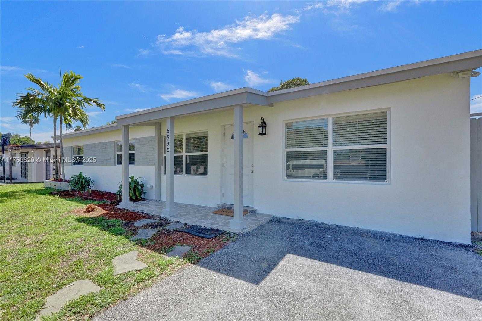 Small Image of 6930 SOUTH WEST 24TH CT, Miramar Number 4