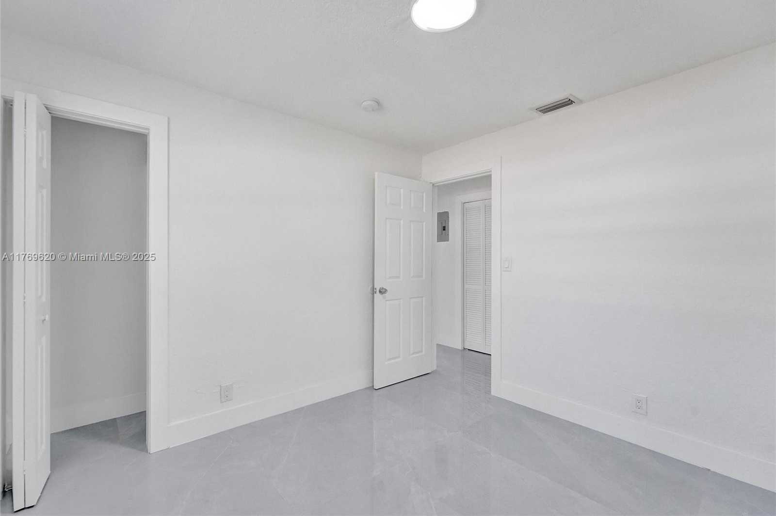 Small Image of 6930 SOUTH WEST 24TH CT, Miramar Number 41