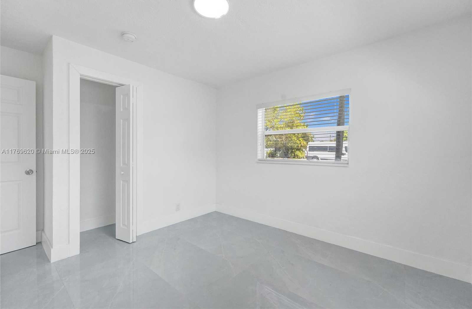 Small Image of 6930 SOUTH WEST 24TH CT, Miramar Number 44