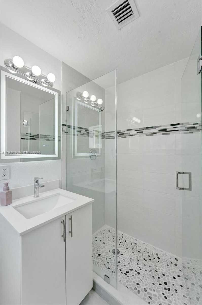 Small Image of 6930 SOUTH WEST 24TH CT, Miramar Number 51