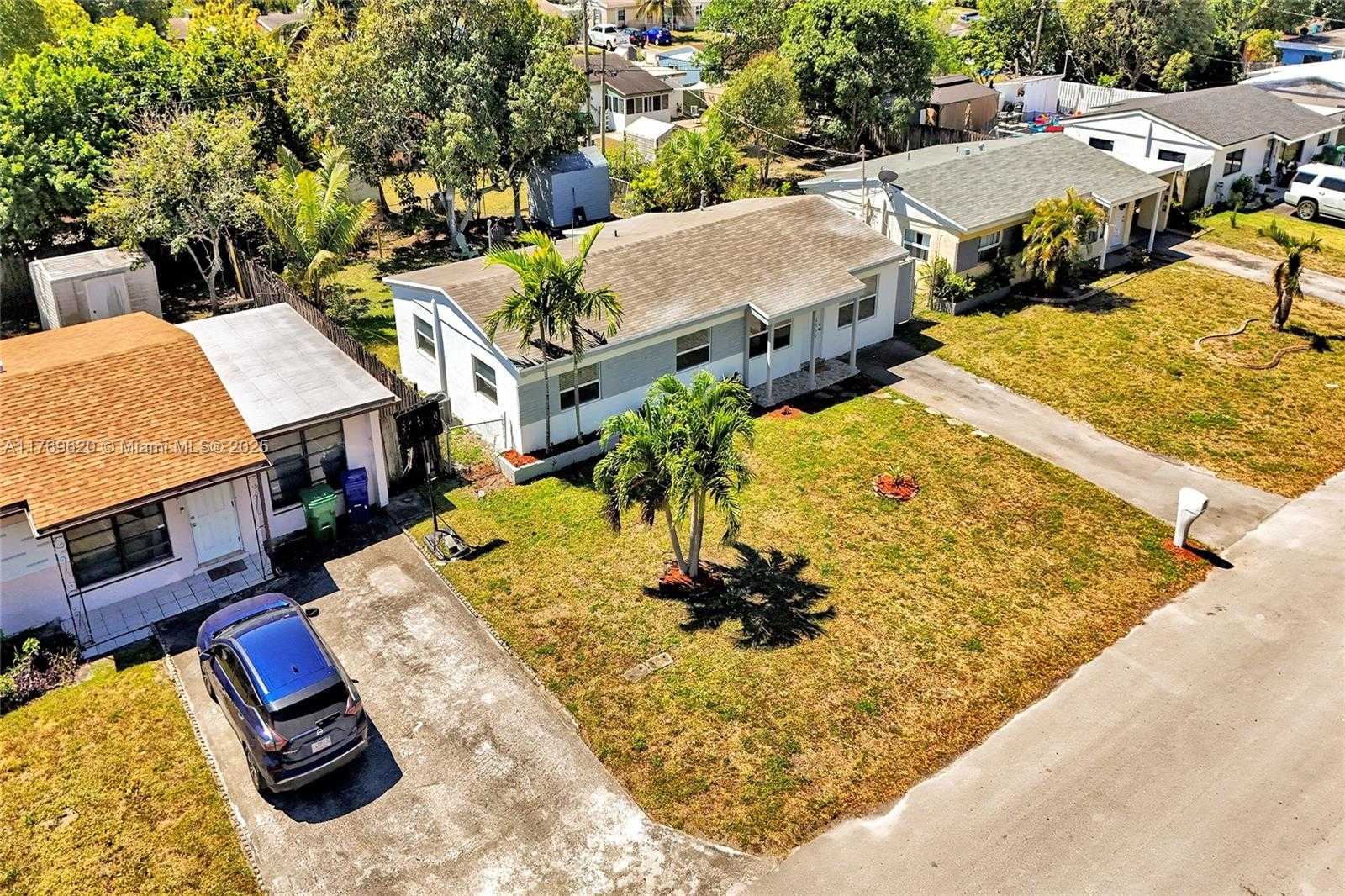 Small Image of 6930 SOUTH WEST 24TH CT, Miramar Number 54