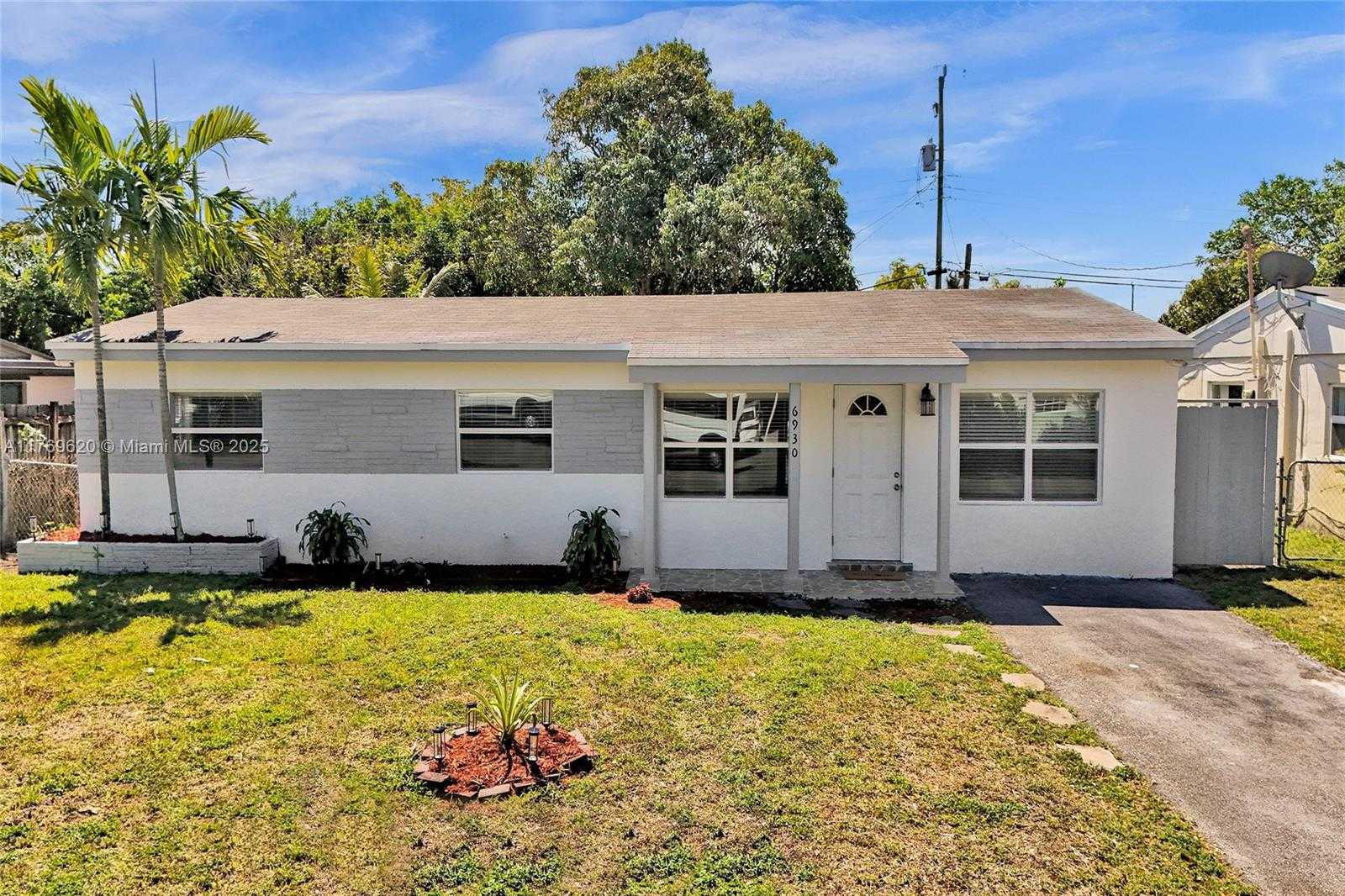 Small Image of 6930 SOUTH WEST 24TH CT, Miramar Number 55