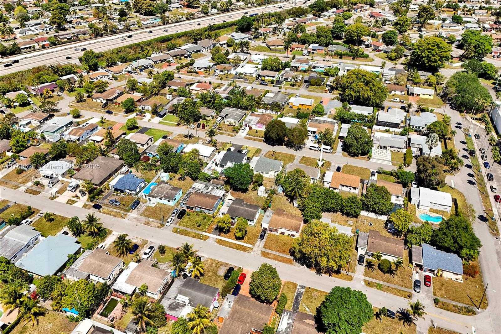 Small Image of 6930 SOUTH WEST 24TH CT, Miramar Number 57