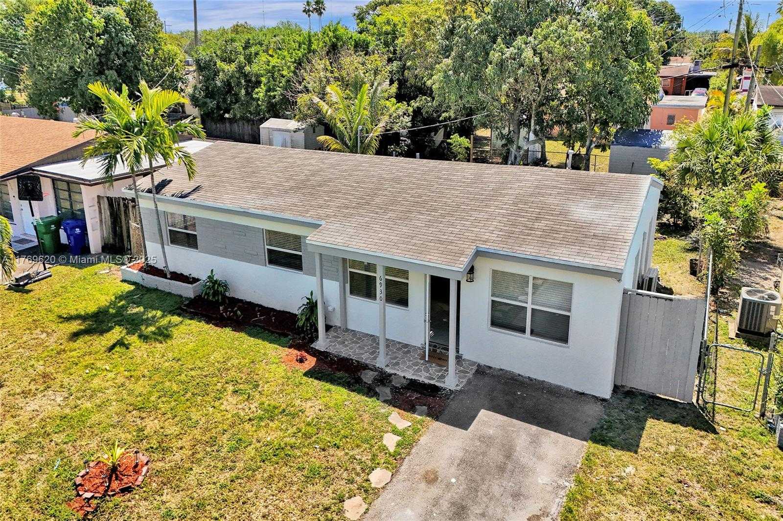 Small Image of 6930 SOUTH WEST 24TH CT, Miramar Number 59