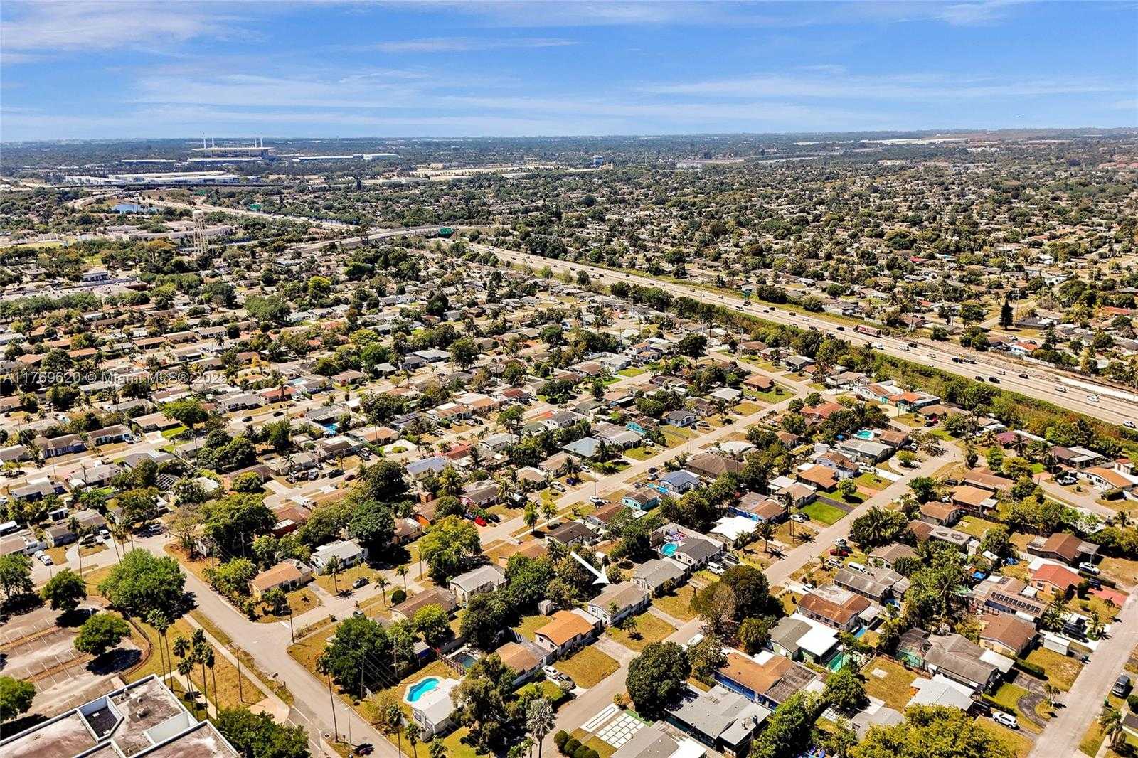 Small Image of 6930 SOUTH WEST 24TH CT, Miramar Number 67
