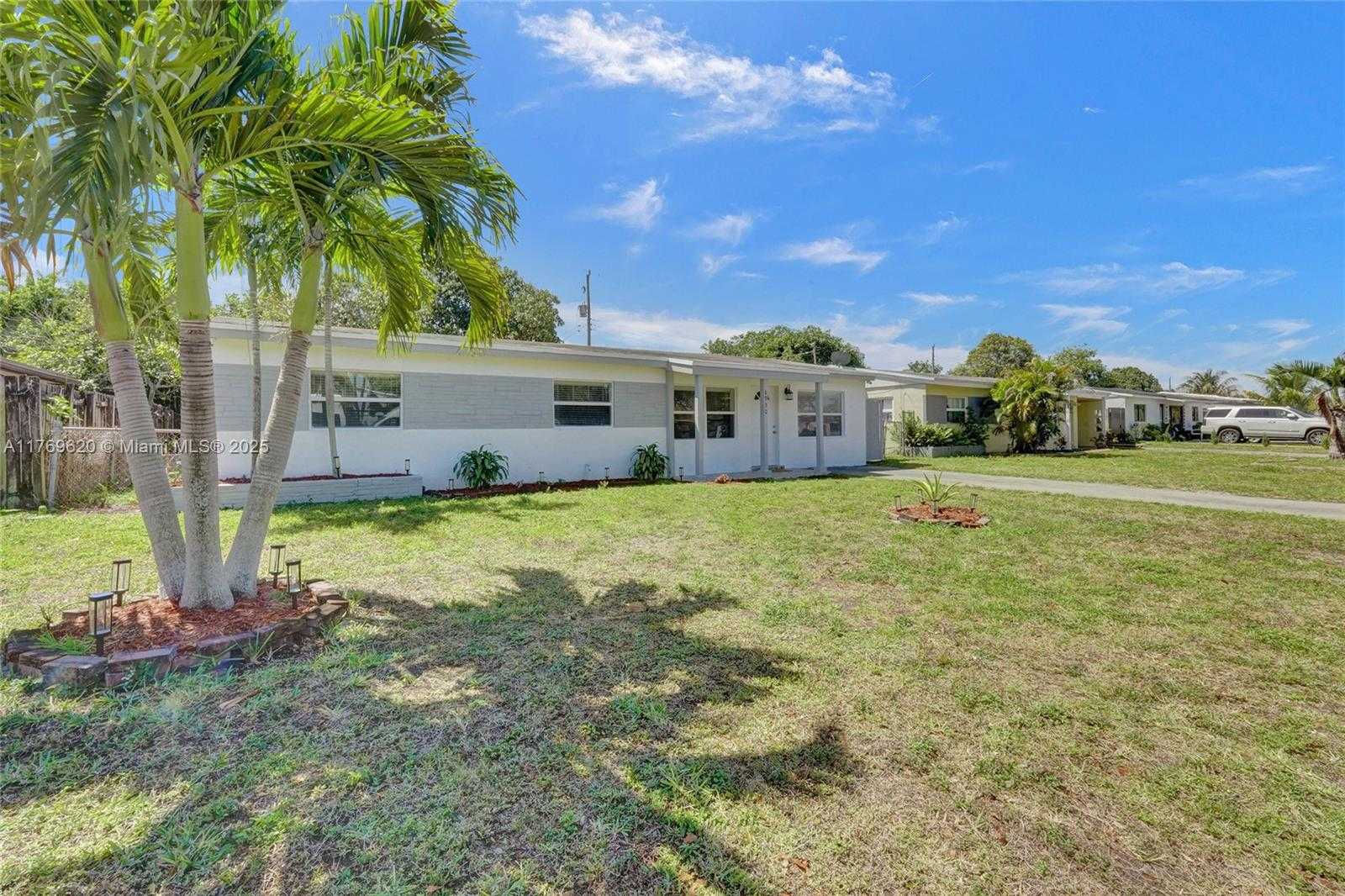 Small Image of 6930 SOUTH WEST 24TH CT, Miramar Number 9