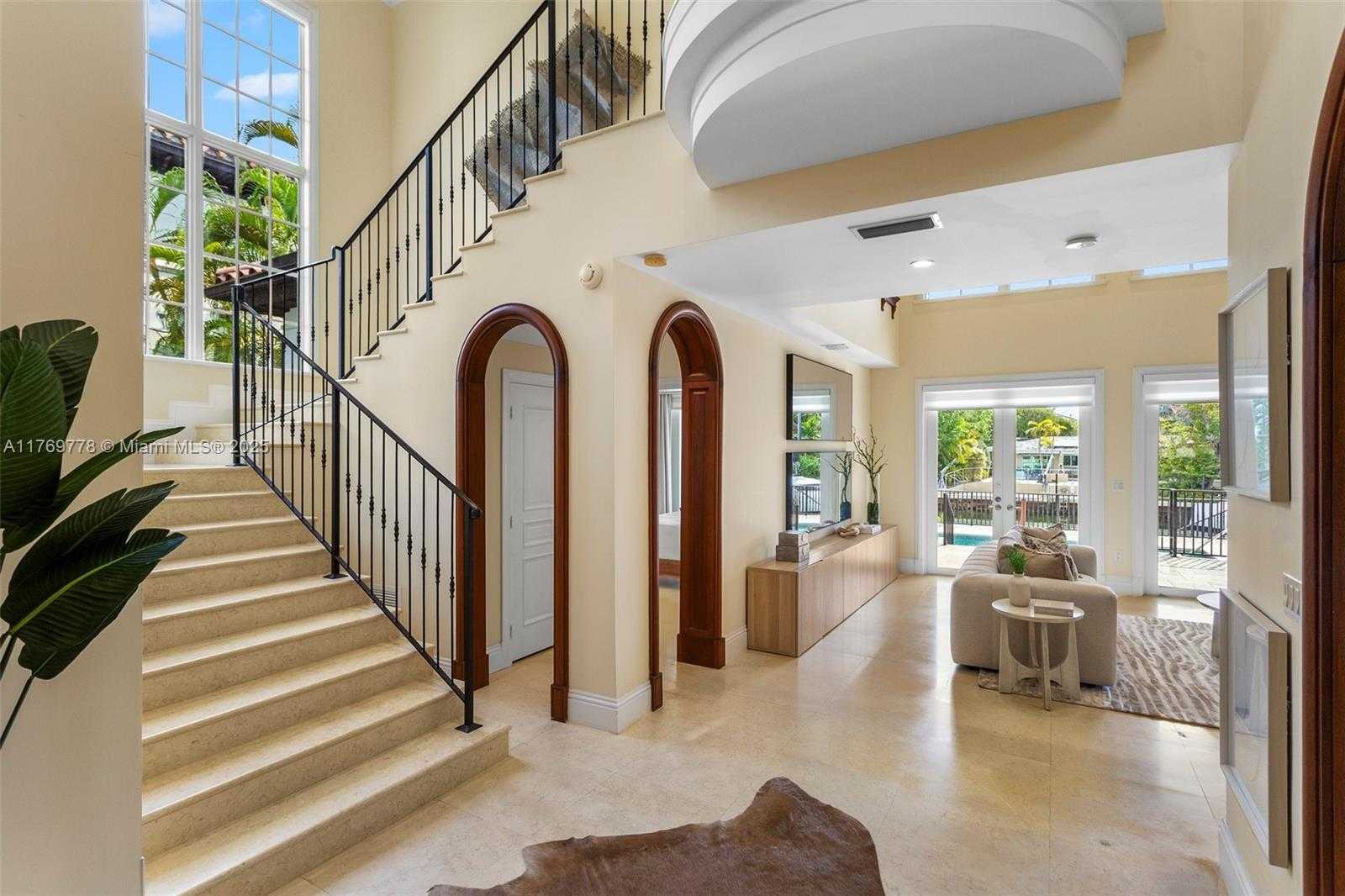 Small Image of 13061 DEVA ST, Coral Gables Number 10