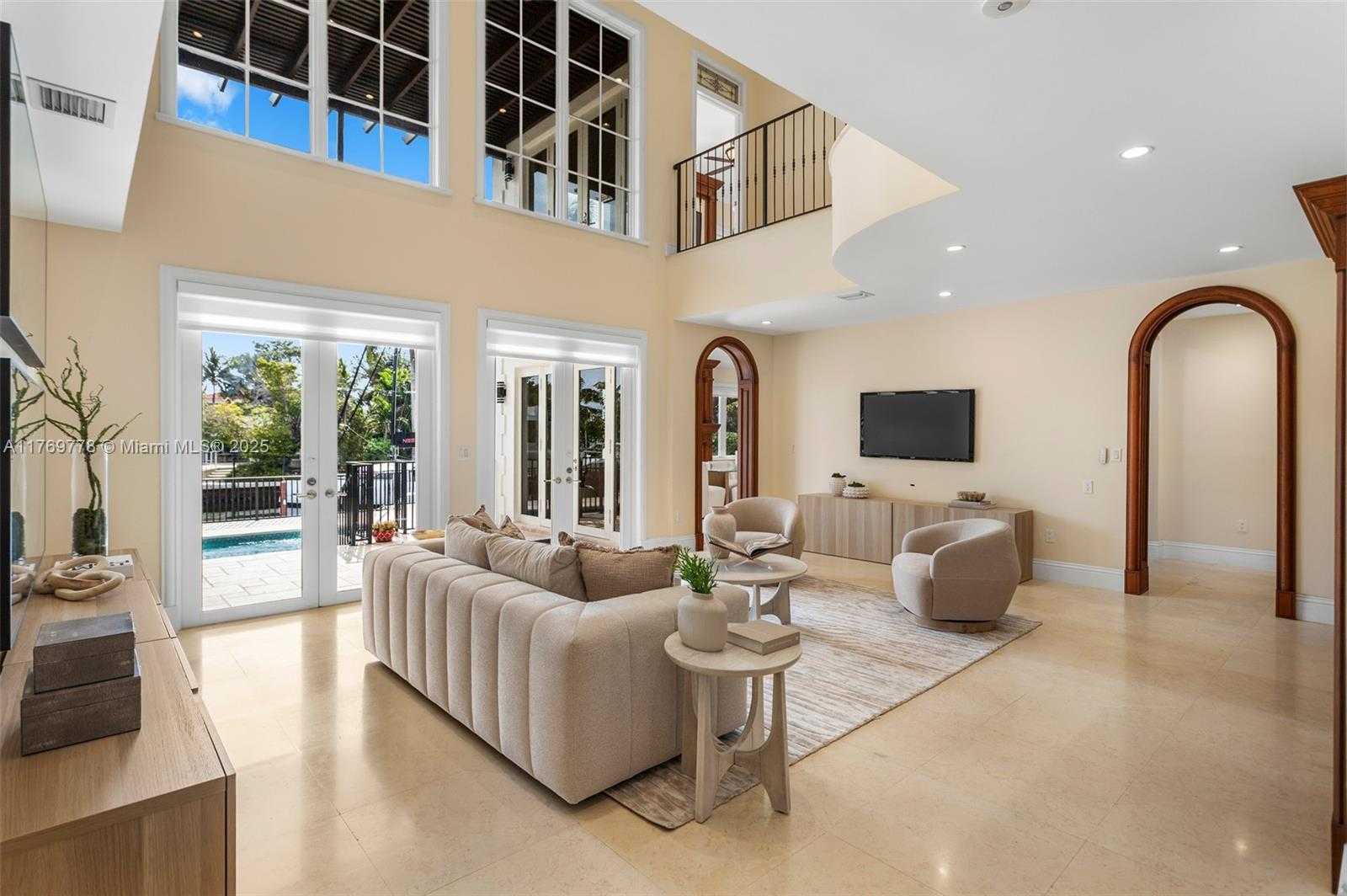 Small Image of 13061 DEVA ST, Coral Gables Number 12