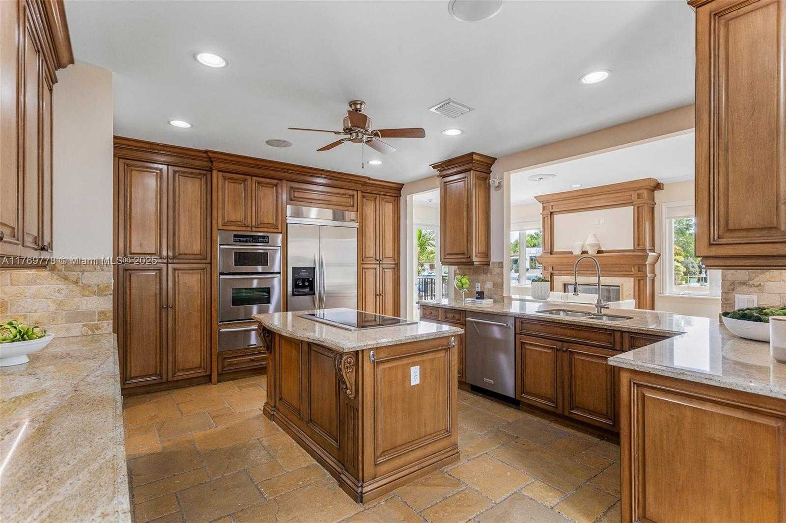 Small Image of 13061 DEVA ST, Coral Gables Number 23