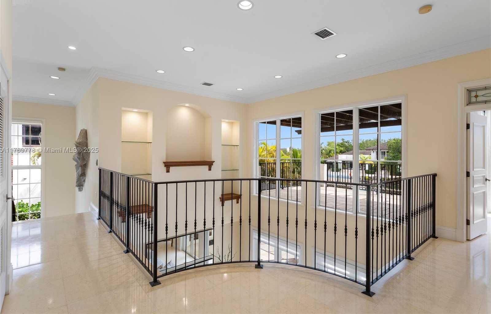 Small Image of 13061 DEVA ST, Coral Gables Number 29