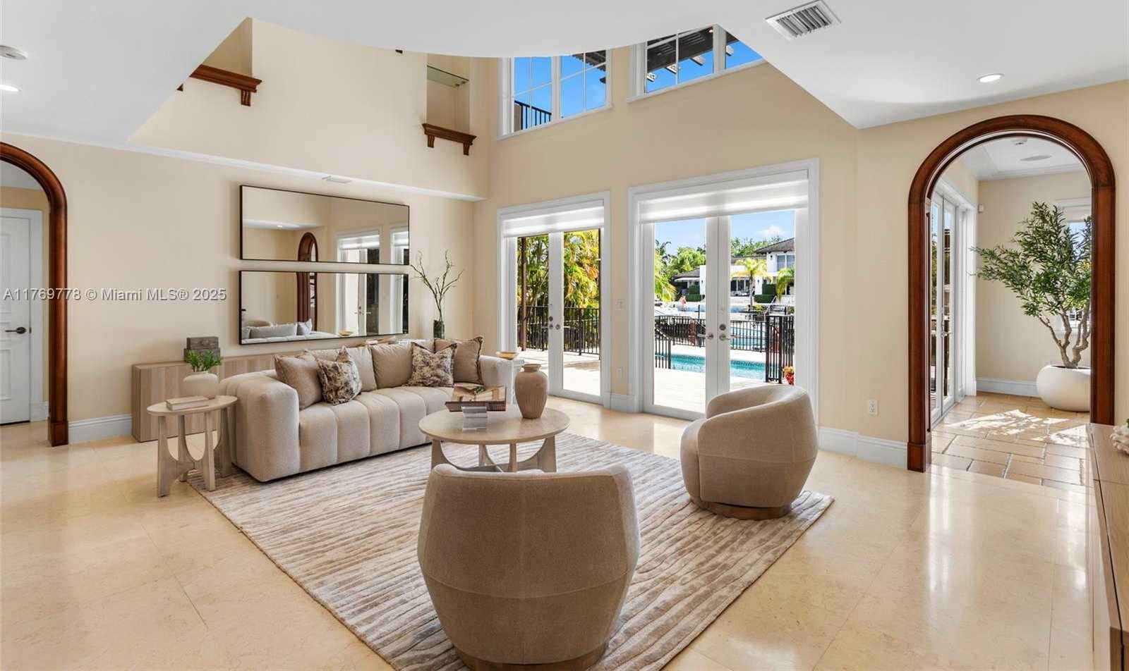 Small Image of 13061 DEVA ST, Coral Gables Number 4