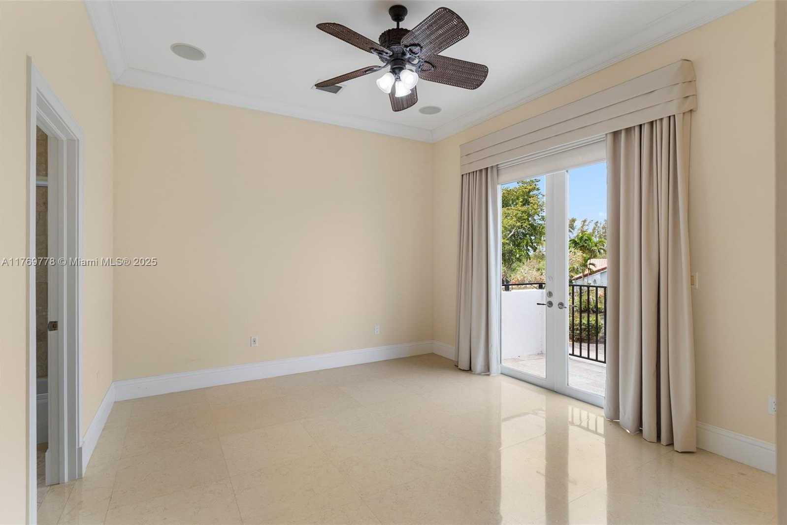 Small Image of 13061 DEVA ST, Coral Gables Number 40
