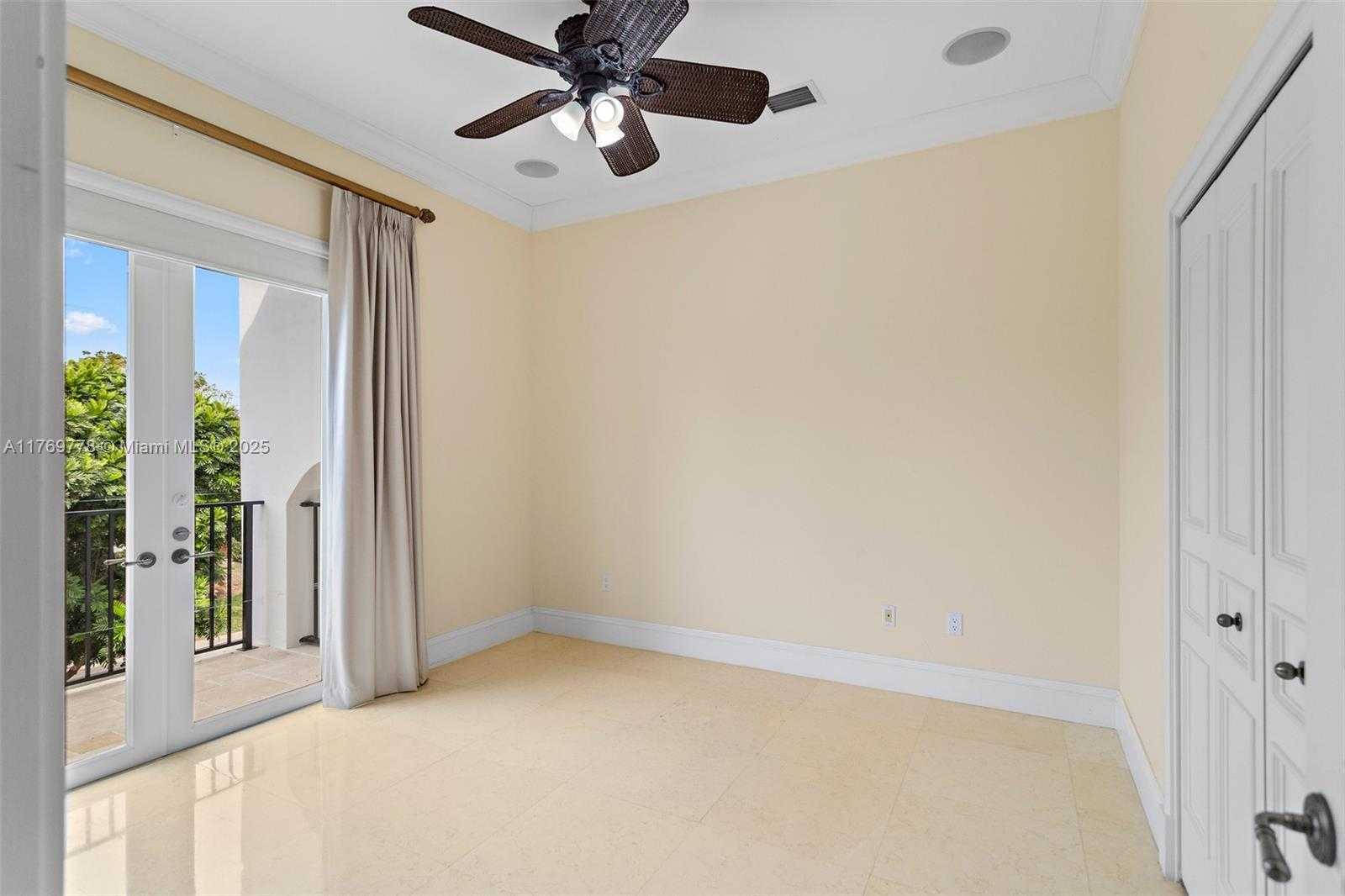 Small Image of 13061 DEVA ST, Coral Gables Number 43