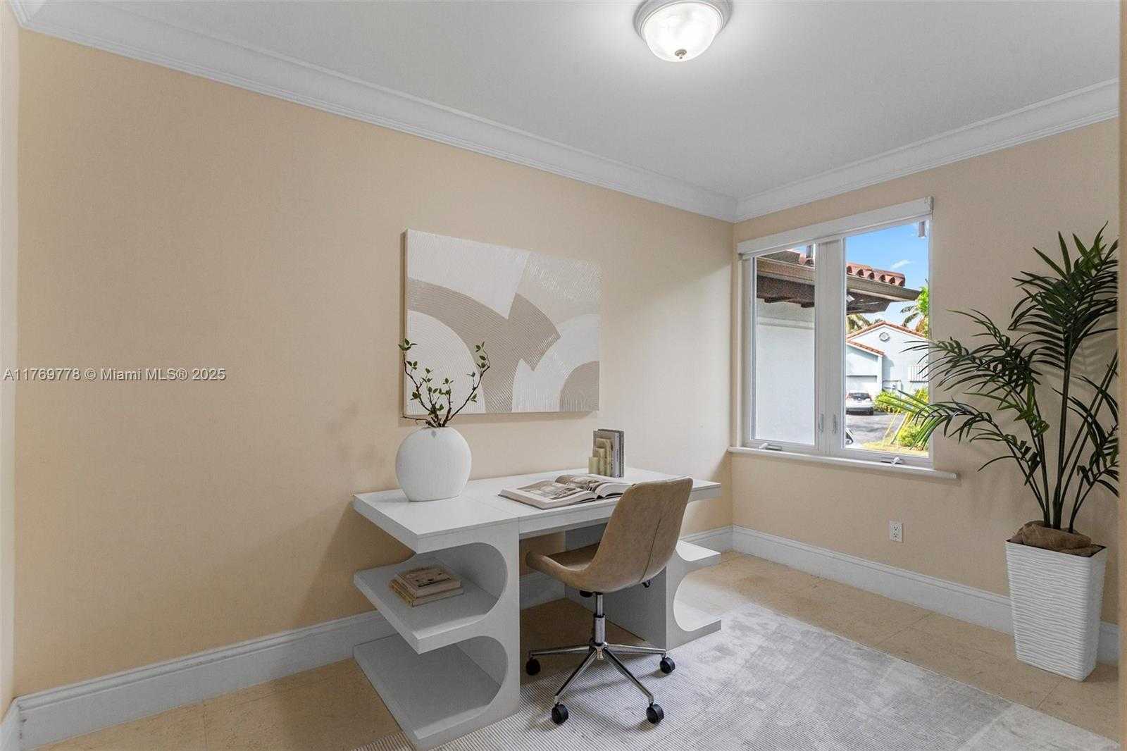Small Image of 13061 DEVA ST, Coral Gables Number 45