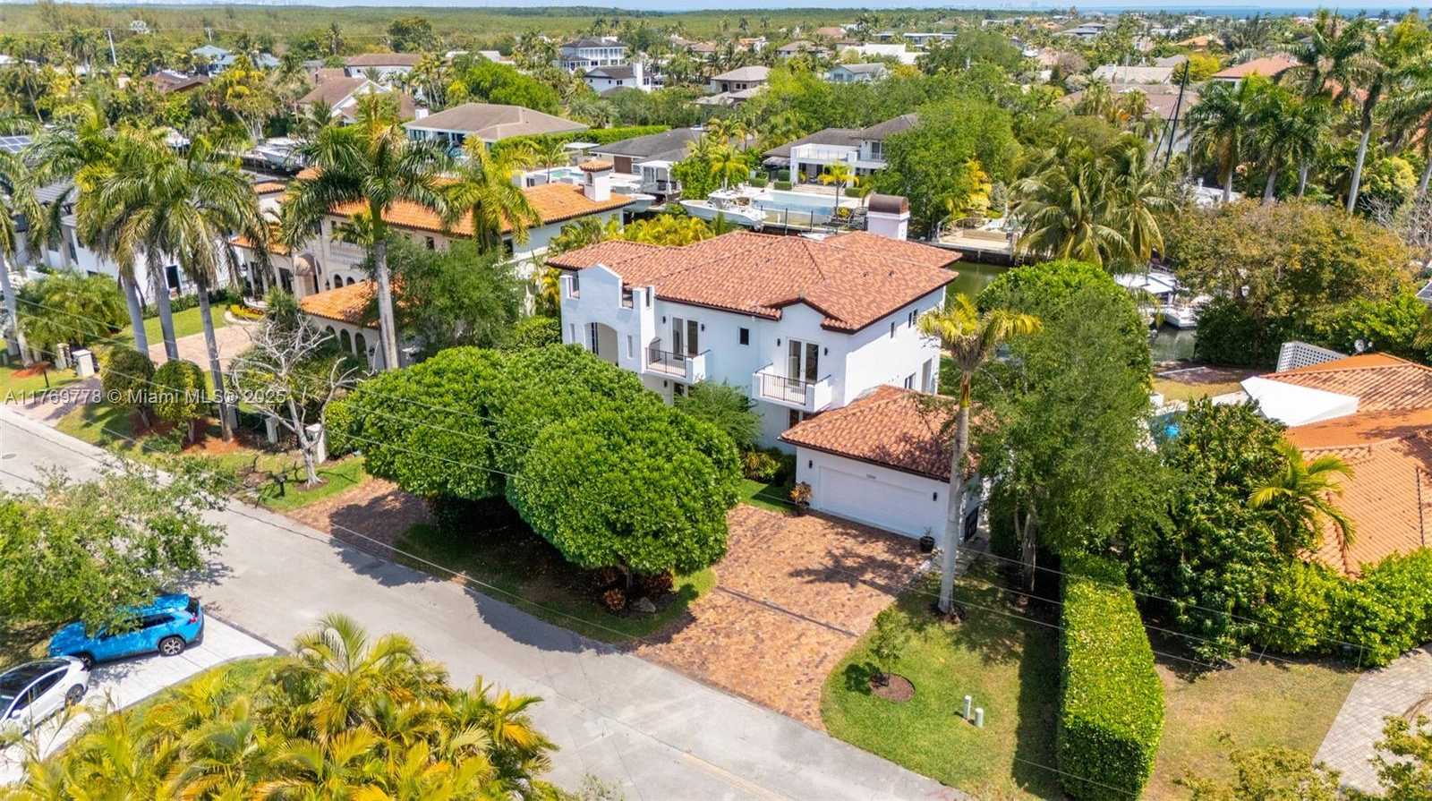 Small Image of 13061 DEVA ST, Coral Gables Number 56