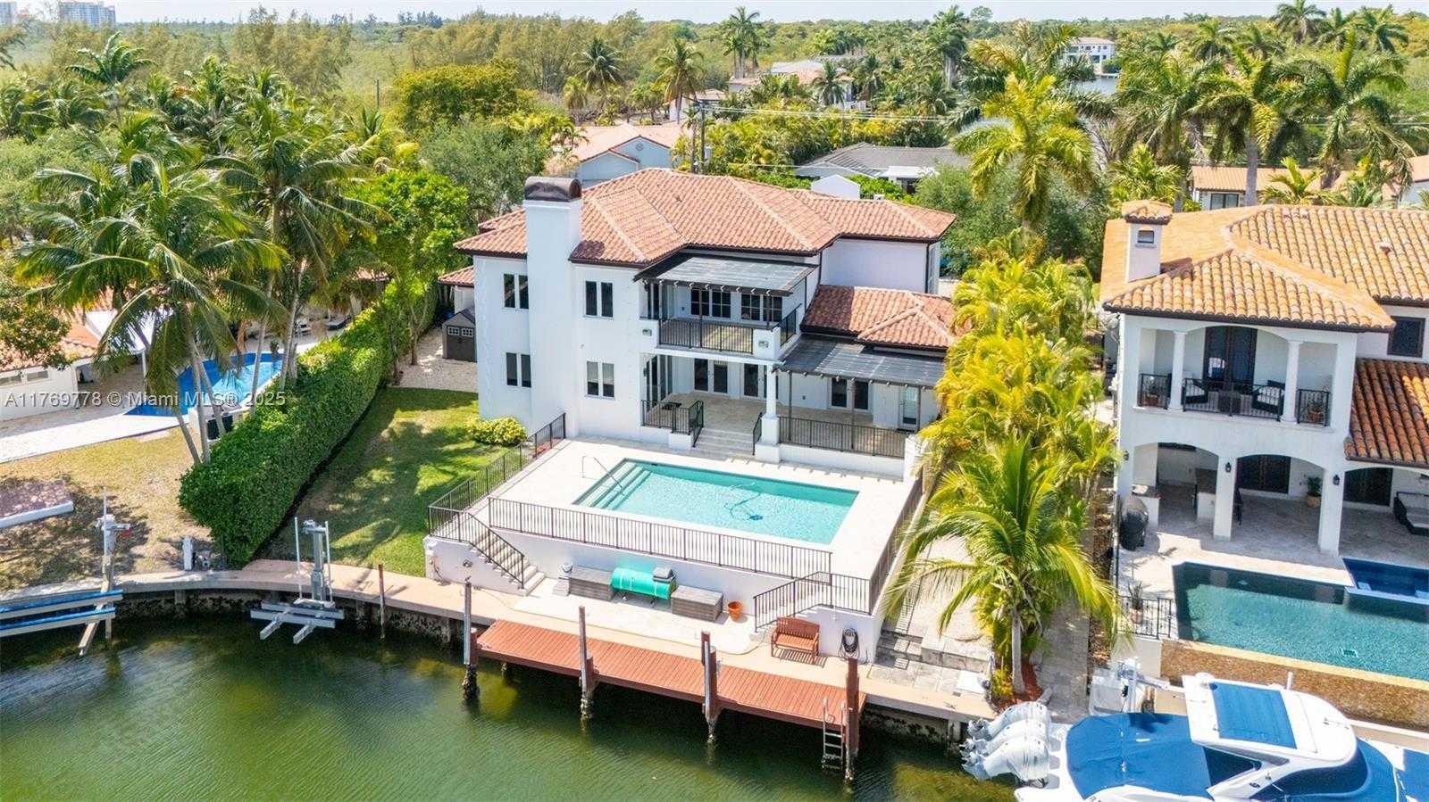 Small Image of 13061 DEVA ST, Coral Gables Number 63