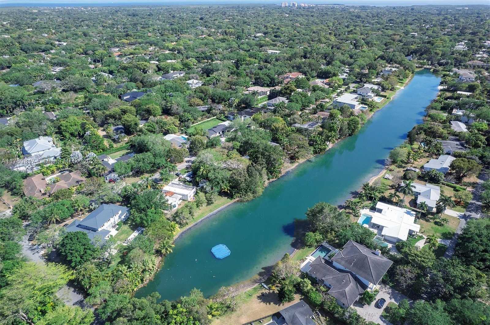 Small Image of 11600 SOUTH WEST 69TH CT, Pinecrest Number 10