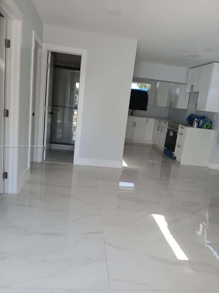 Small Image of 5636 ARTHUR ST, Hollywood Number 15