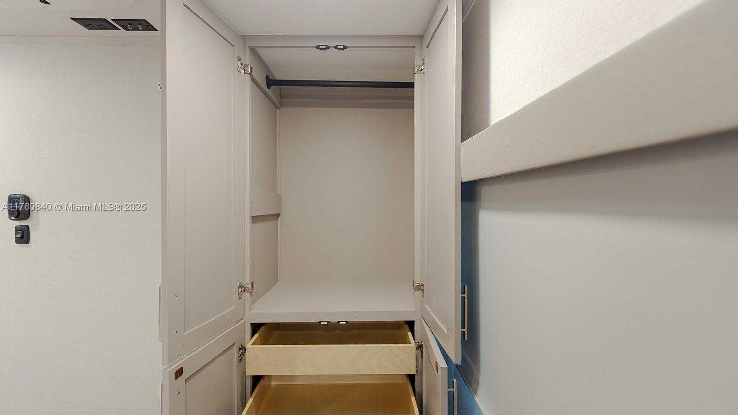 Small Image of 5636 ARTHUR ST, Hollywood Number 44