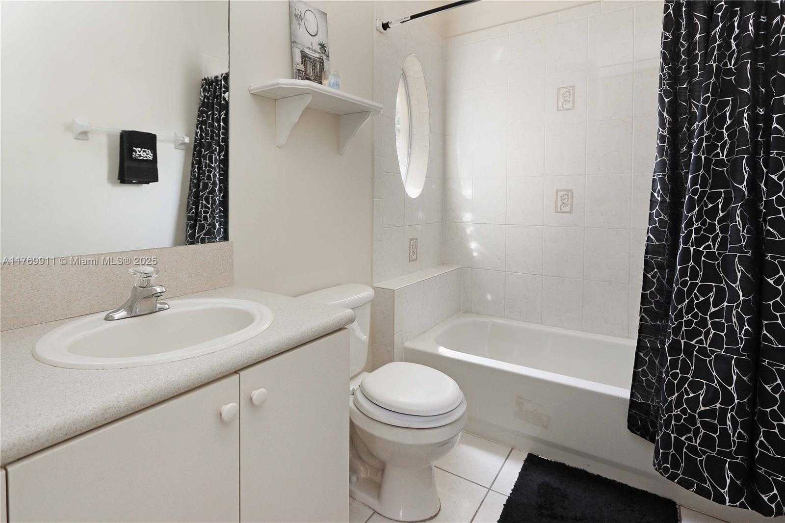 Small Image of 2250 NORTH EAST 37TH RD, Homestead Number 32