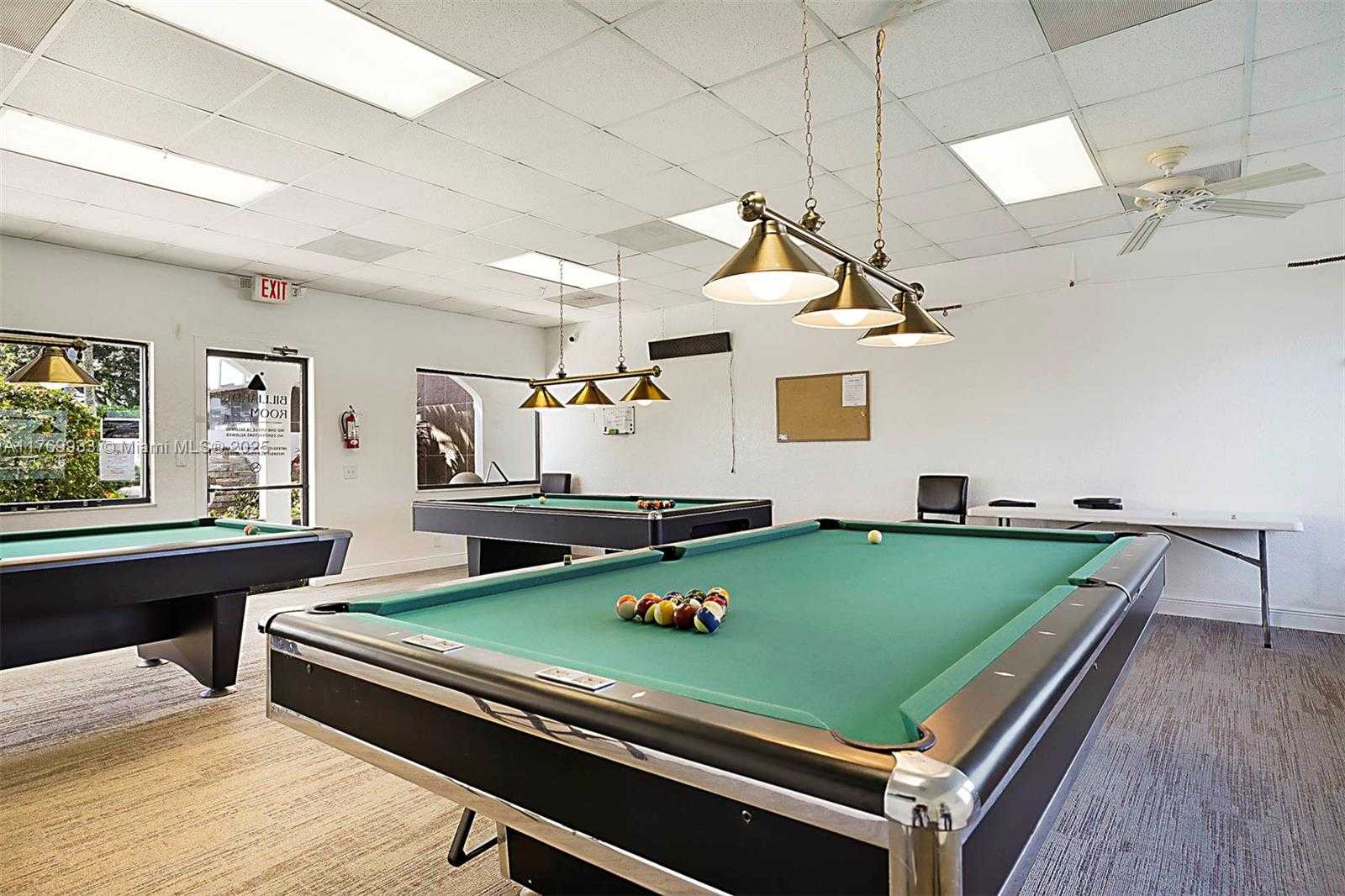 Small Image of 102 LAKE SHORE DR, Pembroke Park Number 32