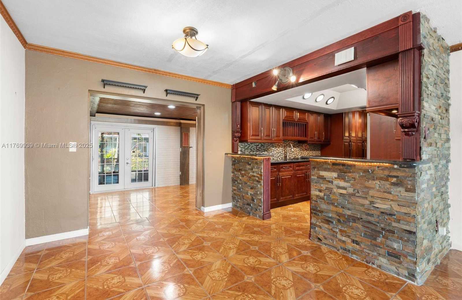 Small Image of 4340 NORTH WEST 6TH ST, Plantation Number 19