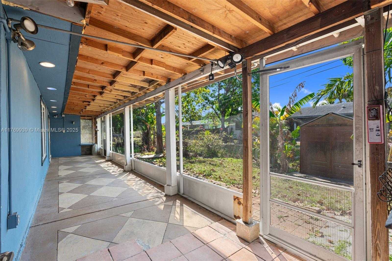 Small Image of 4340 NORTH WEST 6TH ST, Plantation Number 32