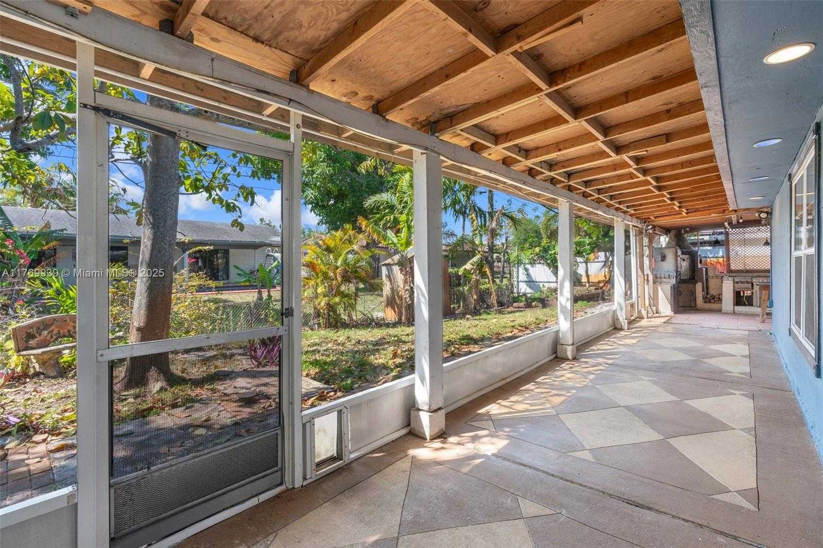 Small Image of 4340 NORTH WEST 6TH ST, Plantation Number 33