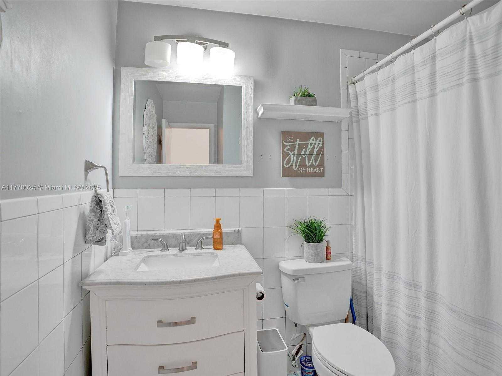 Small Image of 7140 MCCLELLAN ST, Hollywood Number 14