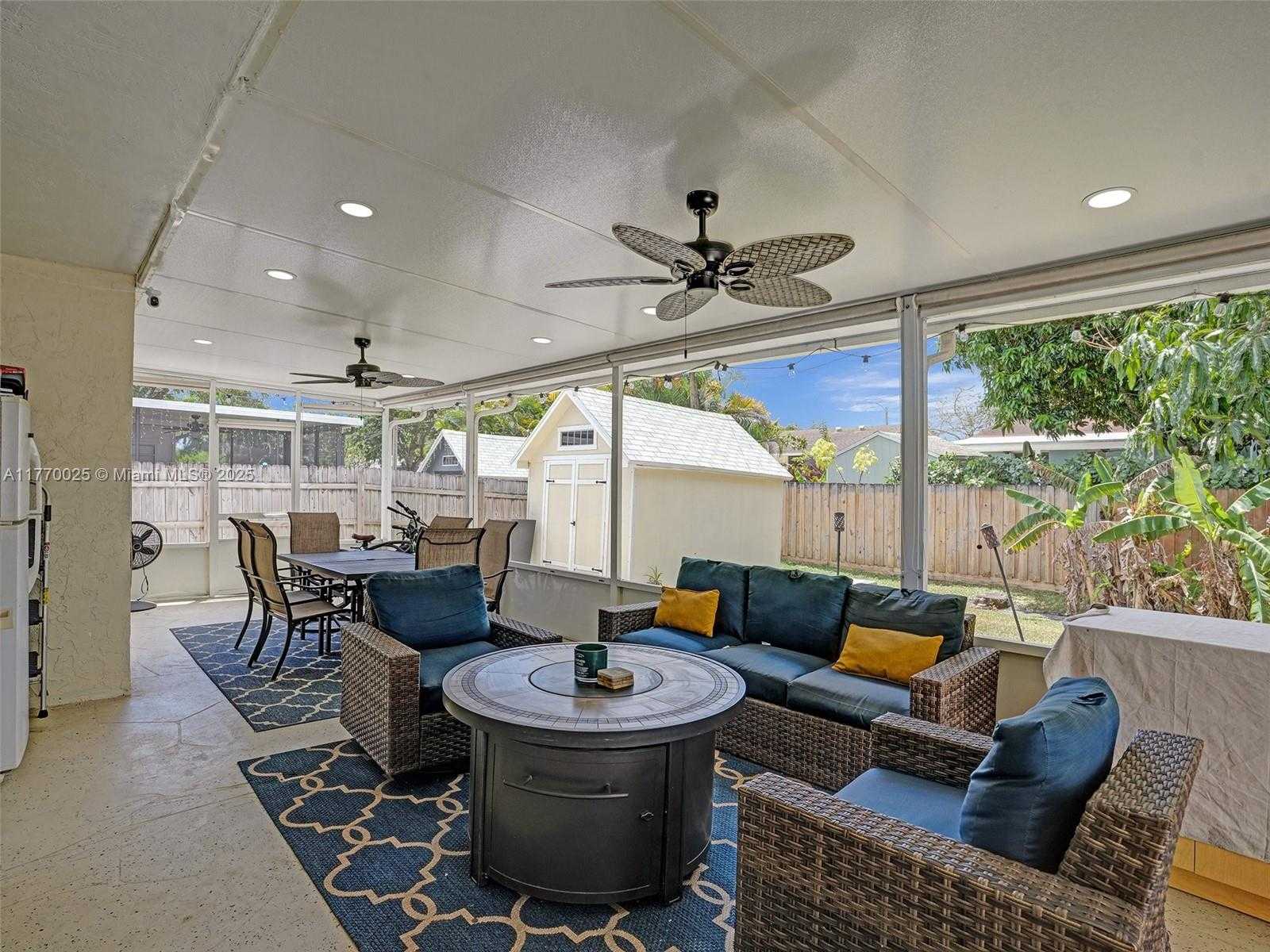 Small Image of 7140 MCCLELLAN ST, Hollywood Number 16