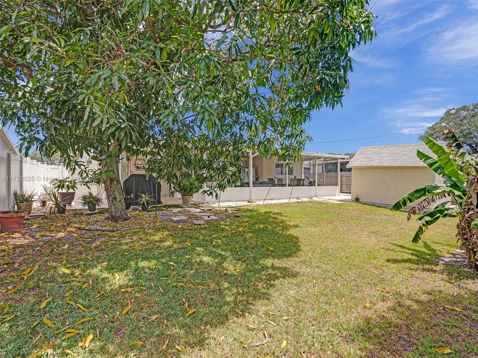Small Image of 7140 MCCLELLAN ST, Hollywood Number 22