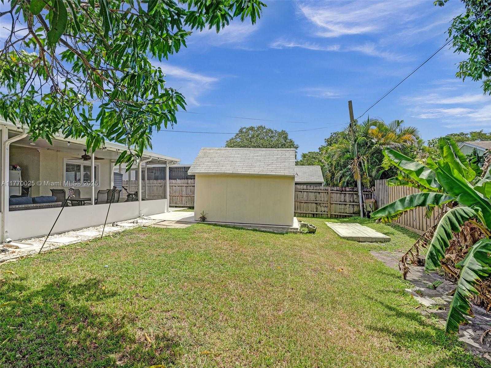Small Image of 7140 MCCLELLAN ST, Hollywood Number 27