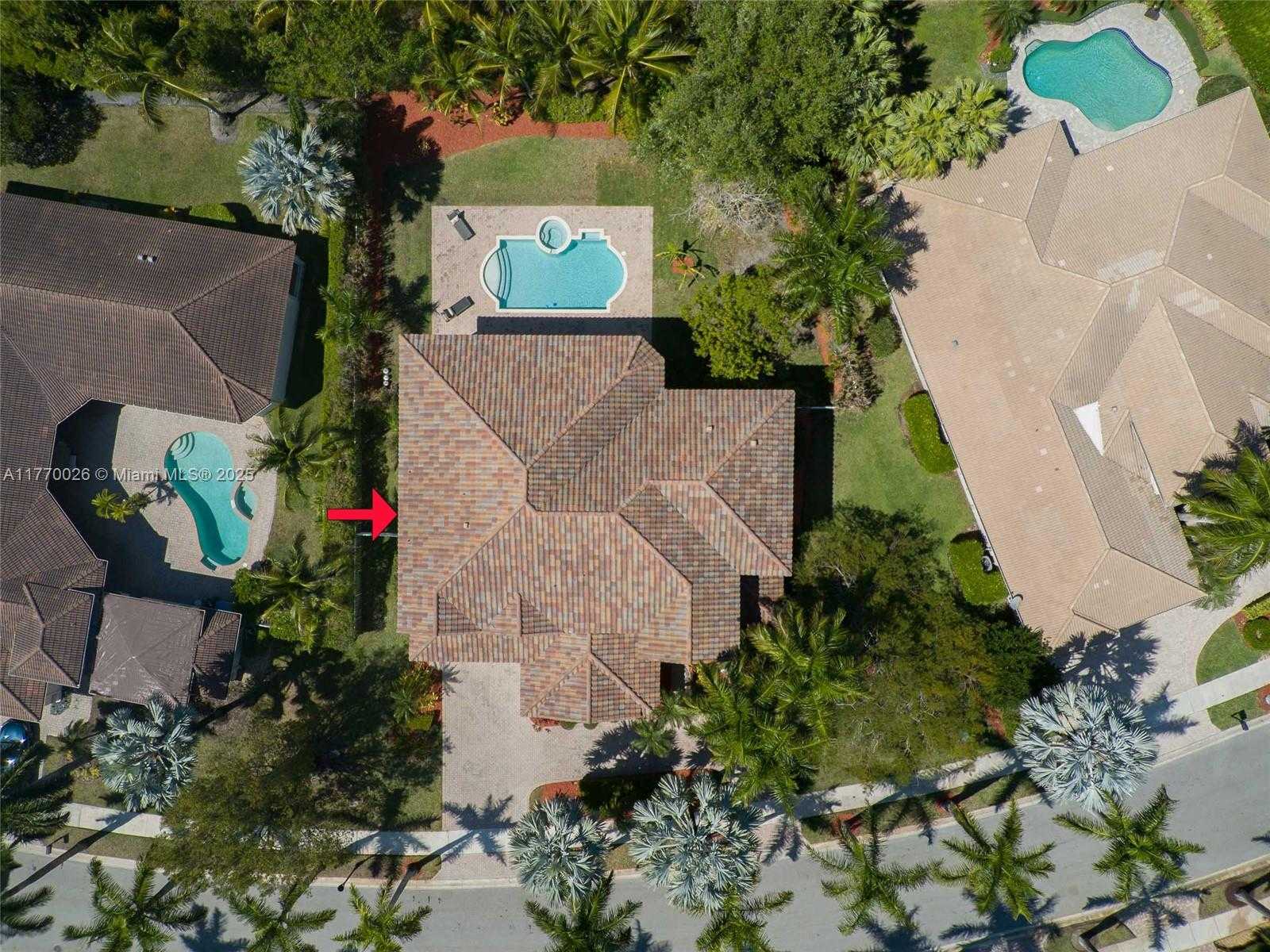 Small Image of 1427 VICTORIA ISLE DR, Weston Number 54